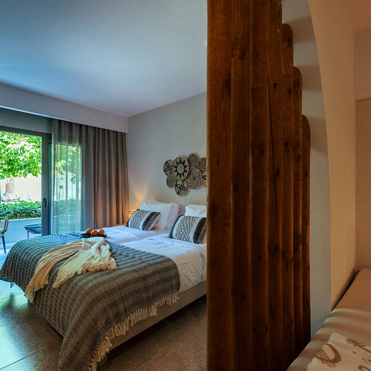 SUPERIOR JUNIOR SUITE GARDEN VIEW 3