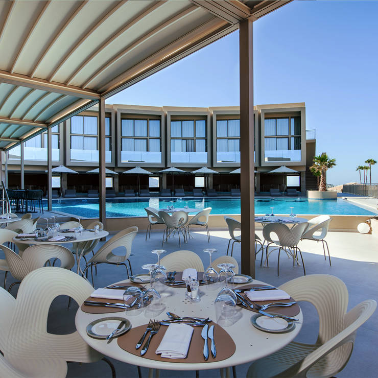 MAIN RESTAURANT