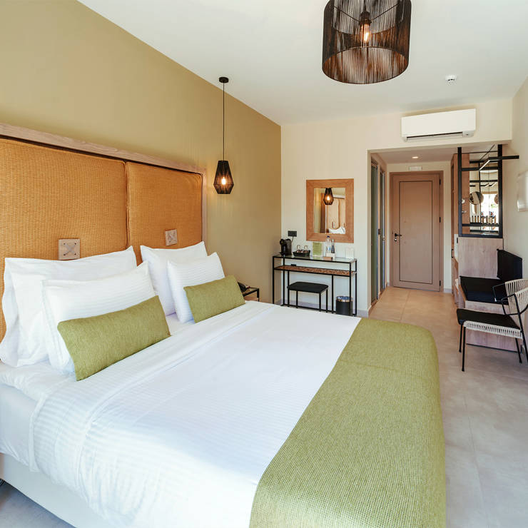 ROOM 2 (1)