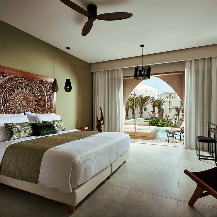 PRIVATE POOL SUITE