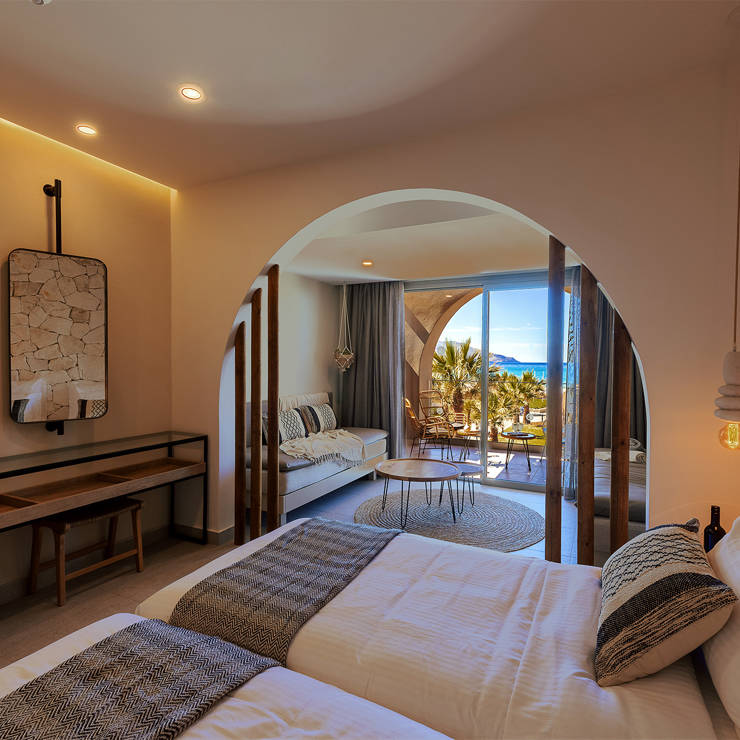 DBL FRONT ROW SEA VIEW